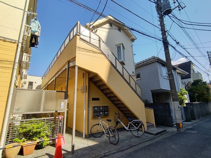 スリースターハイツ南の物件外観写真