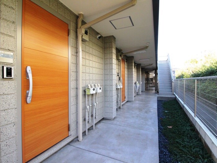 メイプルコ－トの物件外観写真