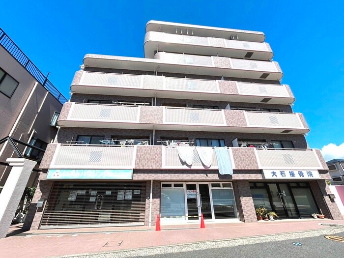 フェリースいずみ中央の物件外観写真