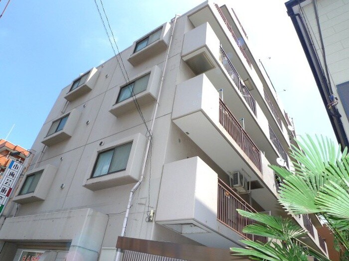 市両マンションの物件外観写真