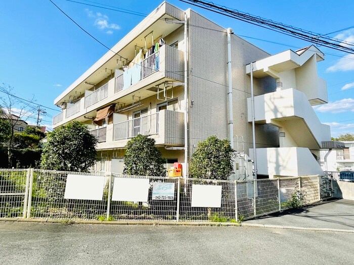 第２リバーサイドヴィラの物件外観写真