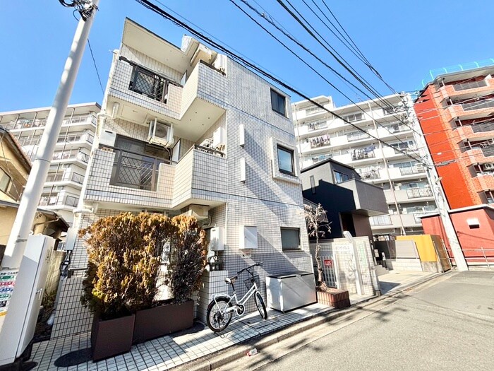 ホワイトパレスの物件外観写真