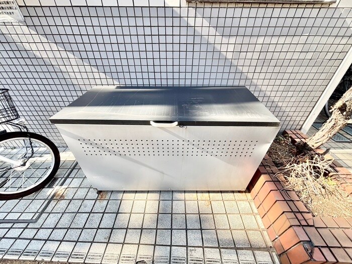 ホワイトパレスの物件外観写真