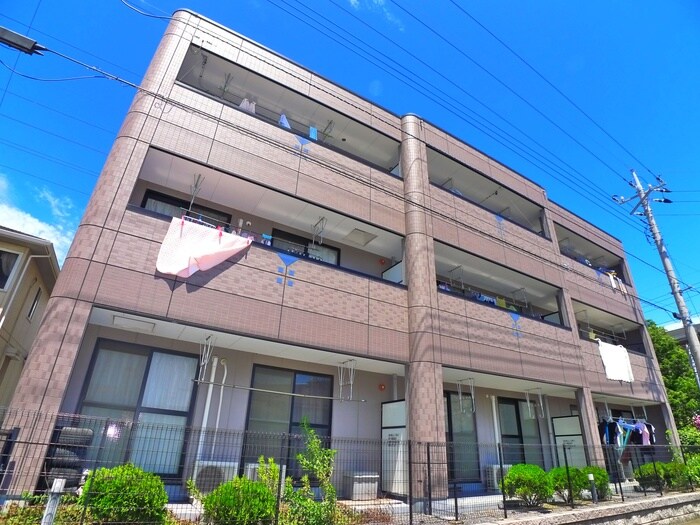 イーストピアの物件外観写真