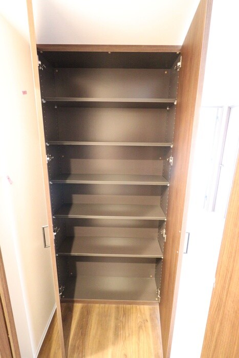 デュオフラッツ上野松が谷の物件内観写真