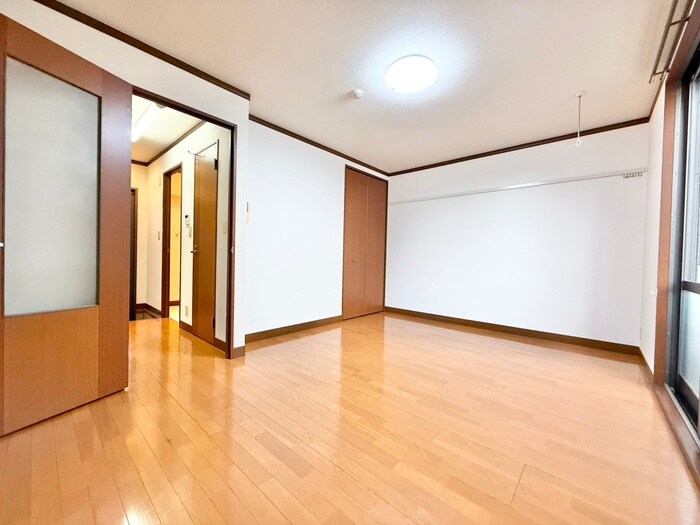 ウエストアリ－ナの物件内観写真