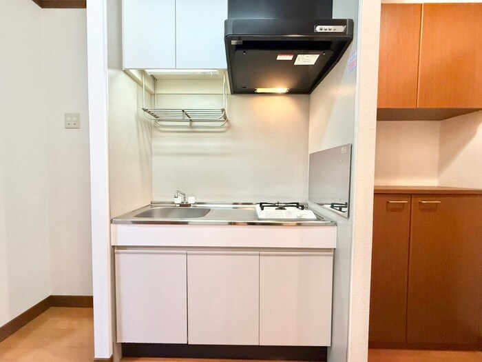 ウエストアリ－ナの物件内観写真