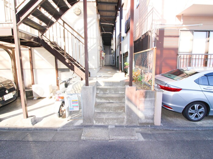 ル・ポール三田の物件外観写真