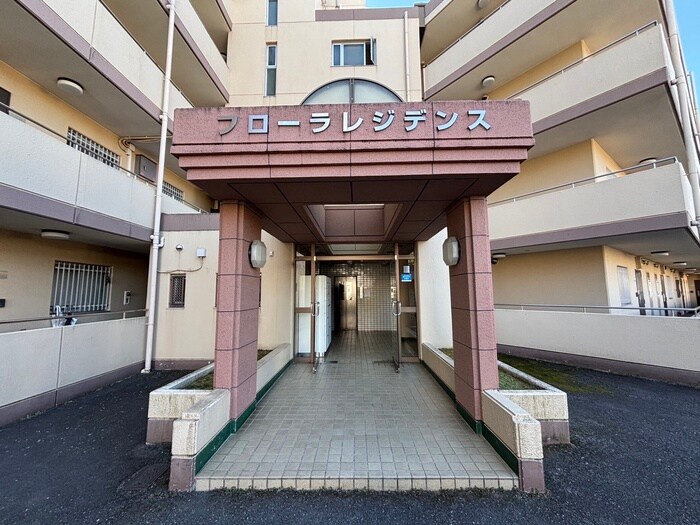 フロ－ラレジデンスの物件外観写真