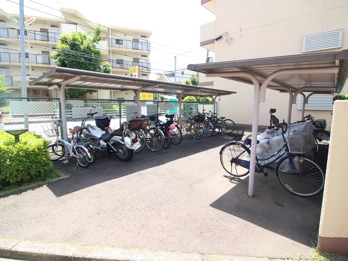 フロ－ラレジデンスの物件外観写真