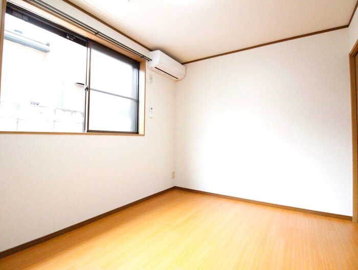 ソレイユ和泉の物件内観写真