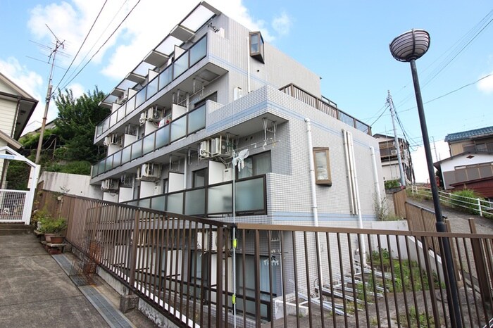 スカイコート町田（208）の物件外観写真