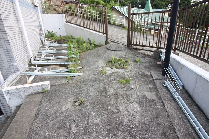 スカイコート町田（208）の物件外観写真