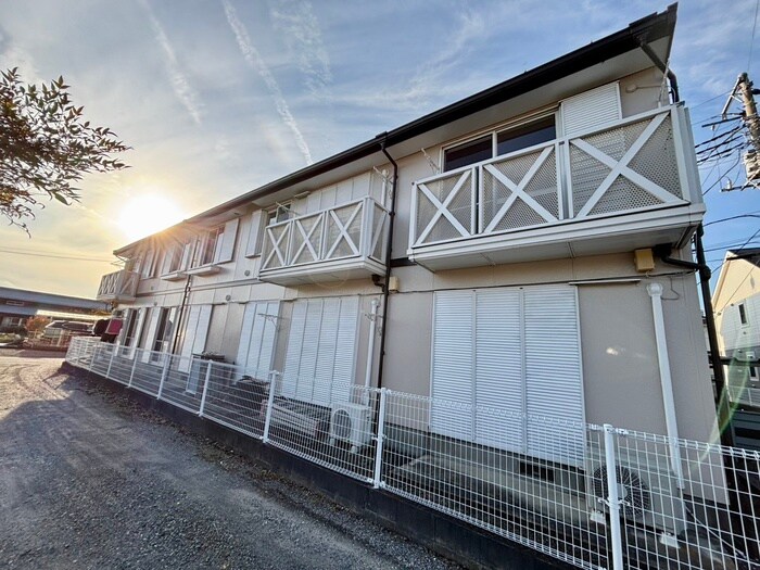 メイプルハイツの物件外観写真