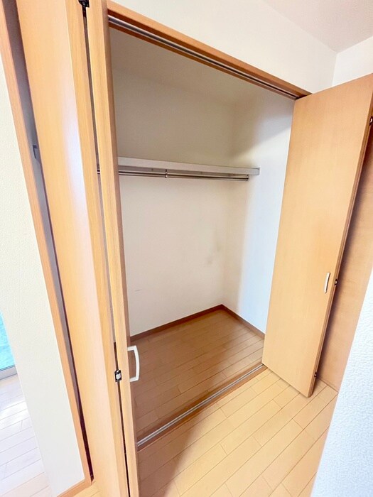 朝日町戸建の物件内観写真