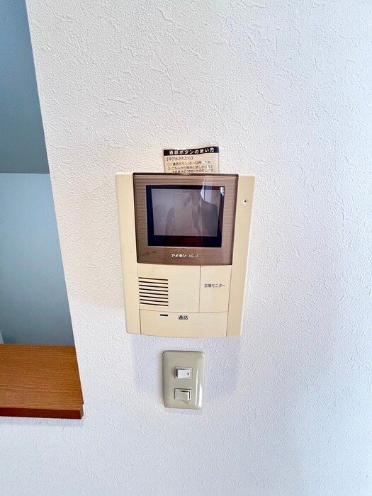 朝日町戸建の物件内観写真