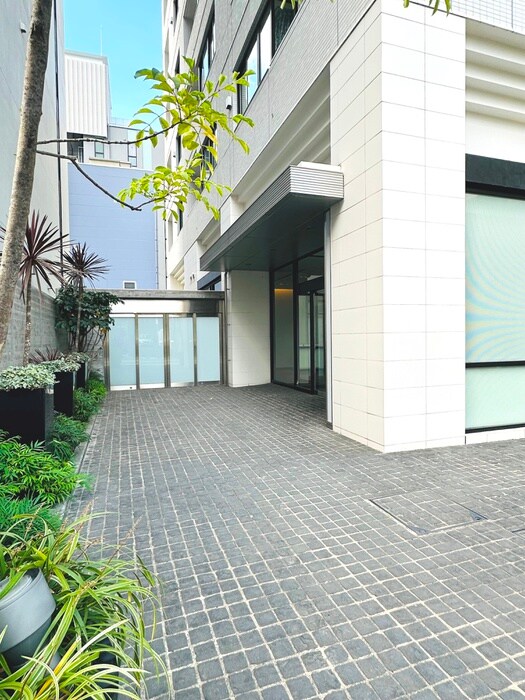 パークリュクス西麻布(704)の物件外観写真