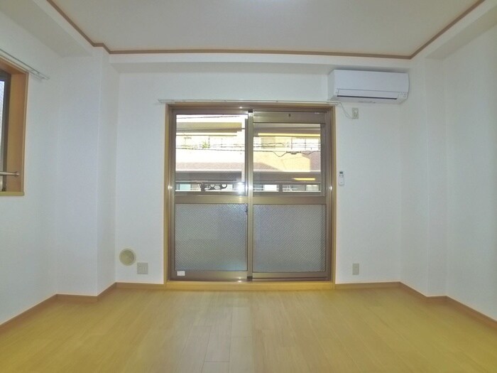 カルフール亜里巣の物件内観写真