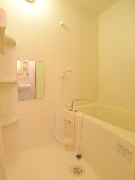 カルフール亜里巣の物件内観写真