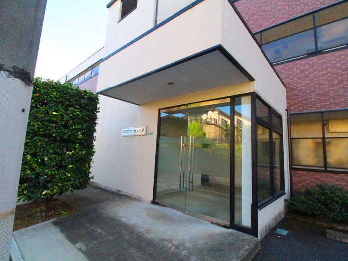 サンホワイトカメリアの物件外観写真