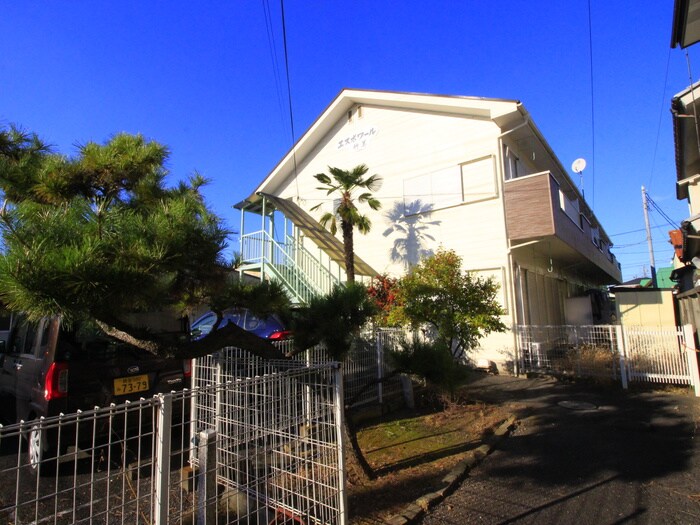 エスポワ―ル竹美の物件外観写真