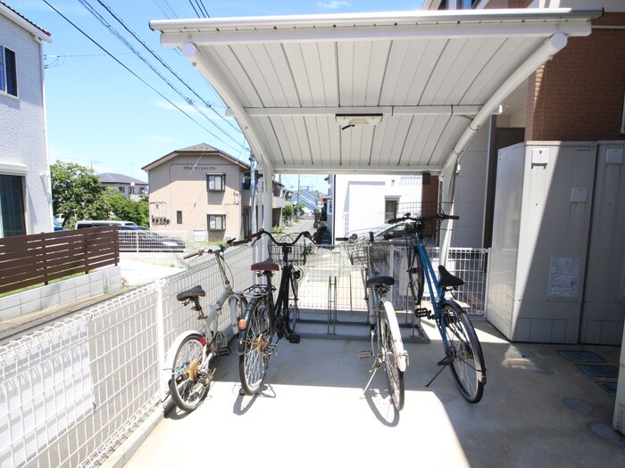 ド・マーニの物件外観写真