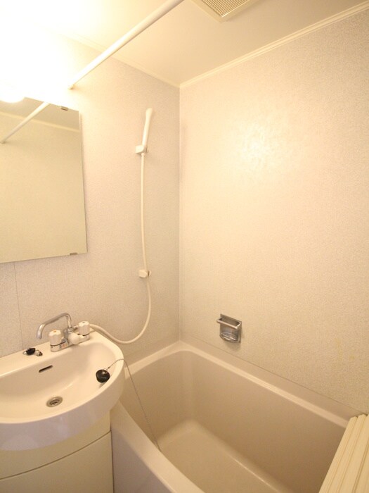 ｻﾝﾄﾞｴﾙ若葉の物件内観写真