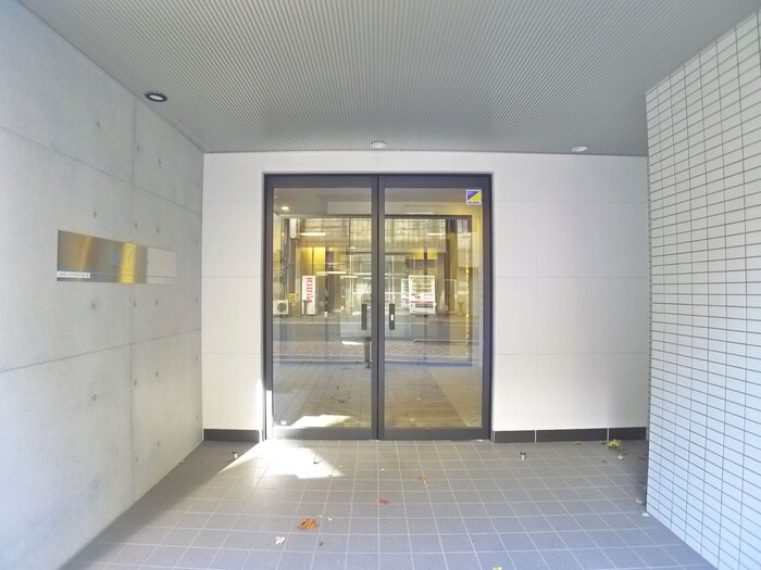 ルクレ上野の物件外観写真