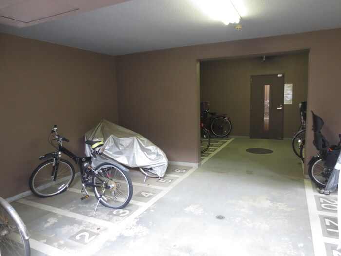 メゾンルミエ－ルたまプラ－ザの物件外観写真