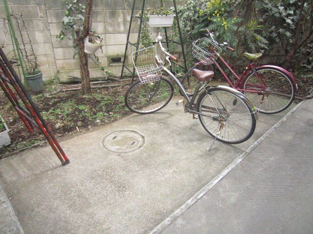 カナリア館の物件外観写真