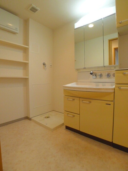 ロイヤルヒルズ浦和の物件内観写真