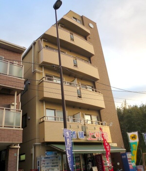 メゾン・ド・シェルの物件外観写真