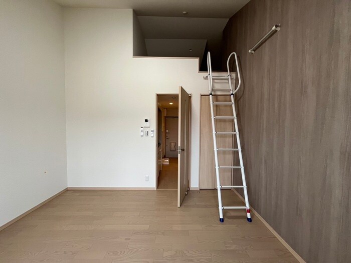 Ｌｕｎａｒｉｓ　Ｅｂｉｎａの物件内観写真