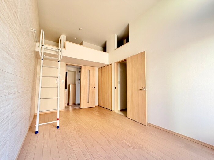 Ｌｕｎａｒｉｓ　Ｅｂｉｎａの物件内観写真