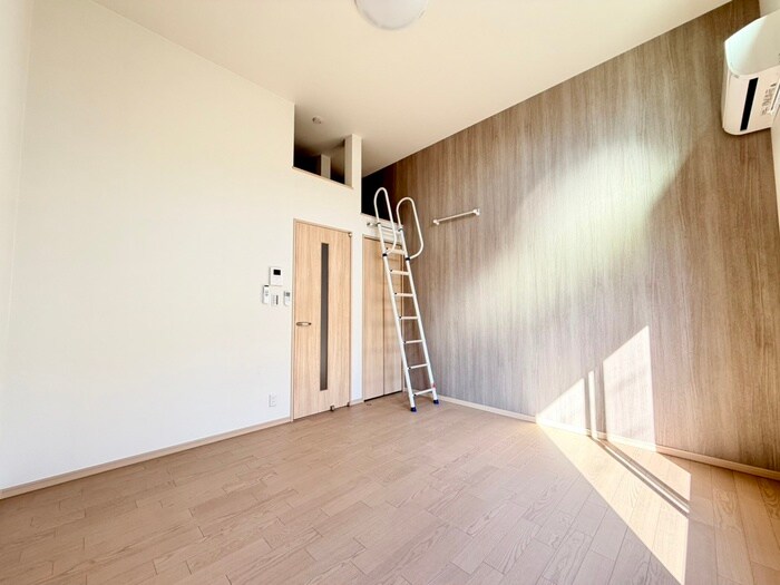 Ｌｕｎａｒｉｓ　Ｅｂｉｎａの物件内観写真