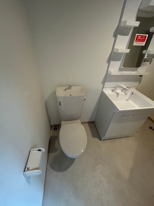 Ｌｕｎａｒｉｓ　Ｅｂｉｎａの物件内観写真