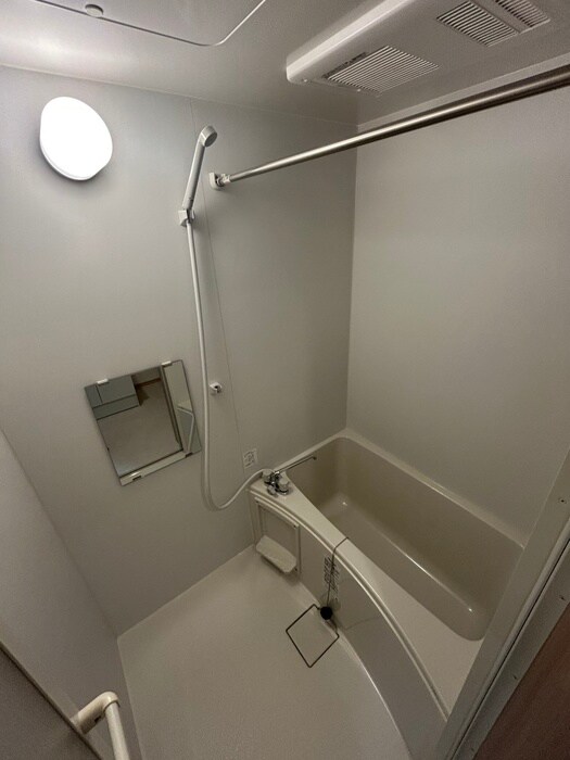 Ｌｕｎａｒｉｓ　Ｅｂｉｎａの物件内観写真