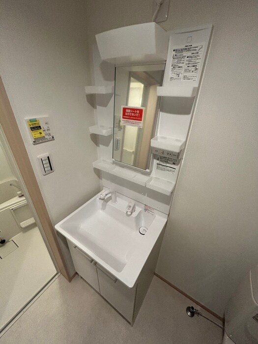 Ｌｕｎａｒｉｓ　Ｅｂｉｎａの物件内観写真