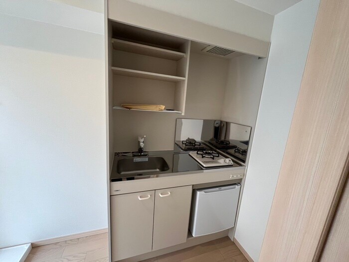 Ｌｕｎａｒｉｓ　Ｅｂｉｎａの物件内観写真