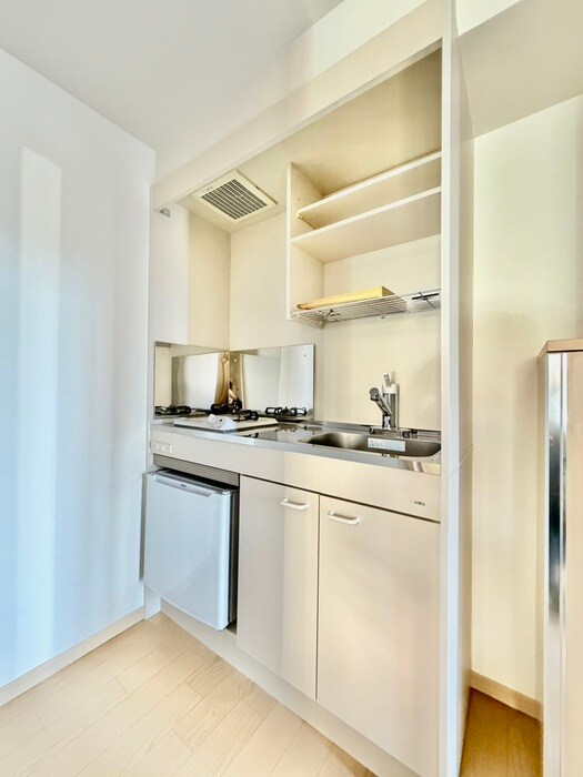 Ｌｕｎａｒｉｓ　Ｅｂｉｎａの物件内観写真