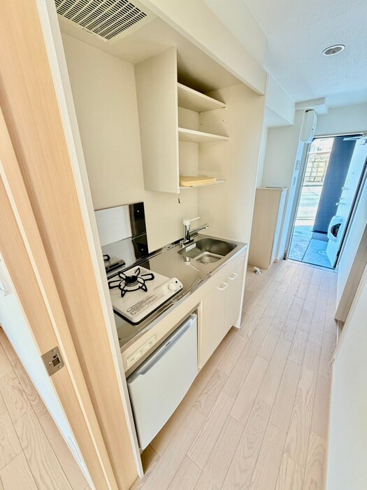 Ｌｕｎａｒｉｓ　Ｅｂｉｎａの物件内観写真