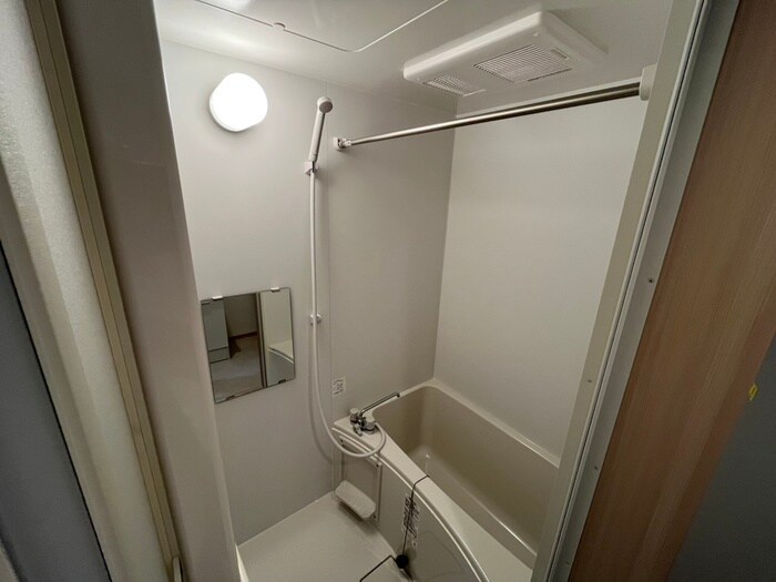 Ｌｕｎａｒｉｓ　Ｅｂｉｎａの物件内観写真