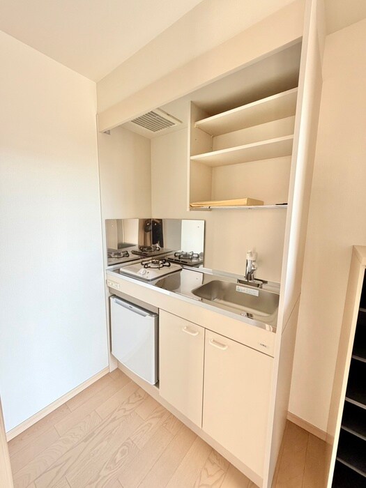 Ｌｕｎａｒｉｓ　Ｅｂｉｎａの物件内観写真