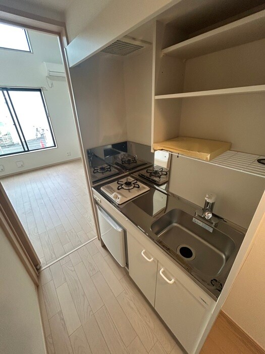 Ｌｕｎａｒｉｓ　Ｅｂｉｎａの物件内観写真