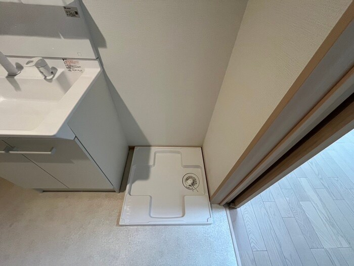 Ｌｕｎａｒｉｓ　Ｅｂｉｎａの物件内観写真