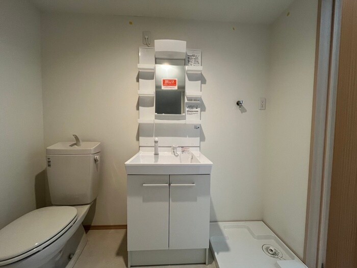 Ｌｕｎａｒｉｓ　Ｅｂｉｎａの物件内観写真