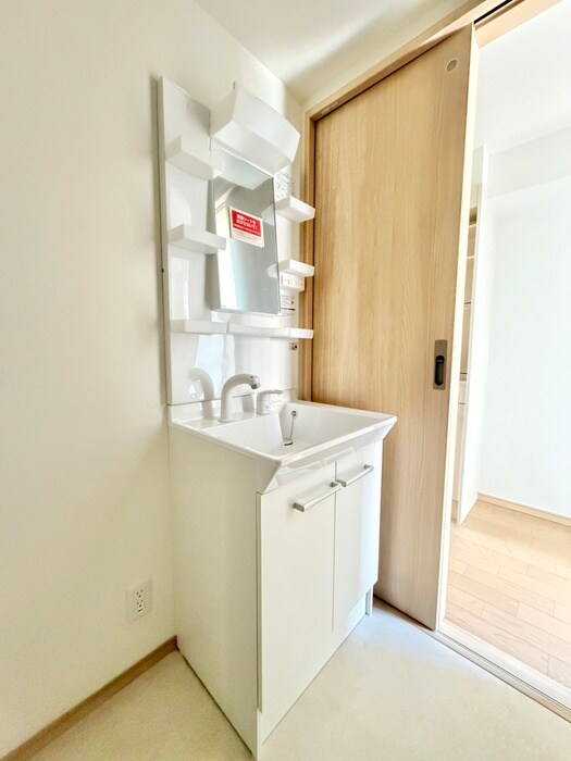 Ｌｕｎａｒｉｓ　Ｅｂｉｎａの物件内観写真