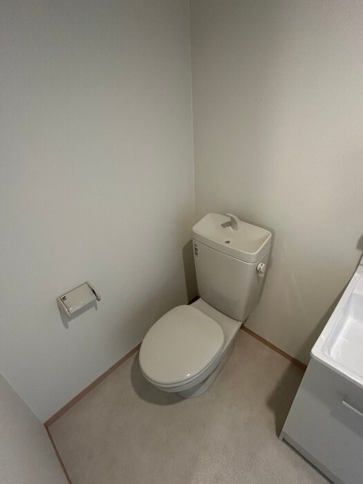 Ｌｕｎａｒｉｓ　Ｅｂｉｎａの物件内観写真