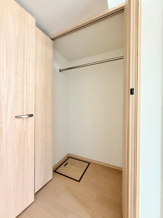 Ｌｕｎａｒｉｓ　Ｅｂｉｎａの物件内観写真