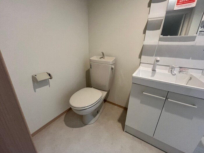 Ｌｕｎａｒｉｓ　Ｅｂｉｎａの物件内観写真